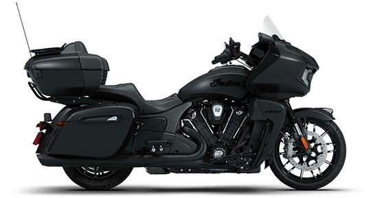 Indian Pursuit Dark Horse with 112 and Powerband Audio Package